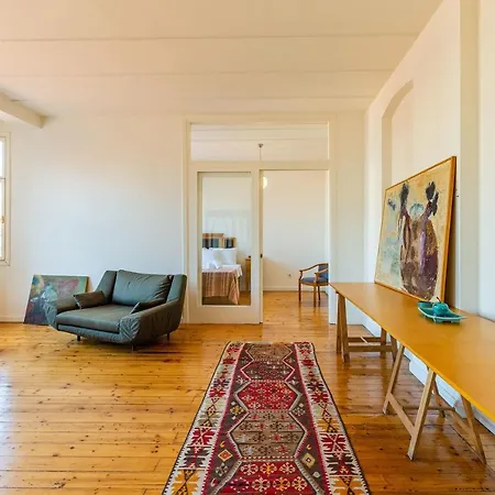 Apartment Eclectic Home 6 Min Walk To Galata Tower Beyoglu