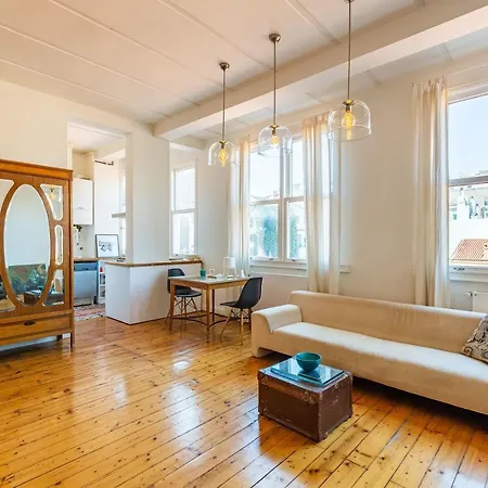 Eclectic Home 6 Min Walk To Galata Tower Beyoglu Apartment *